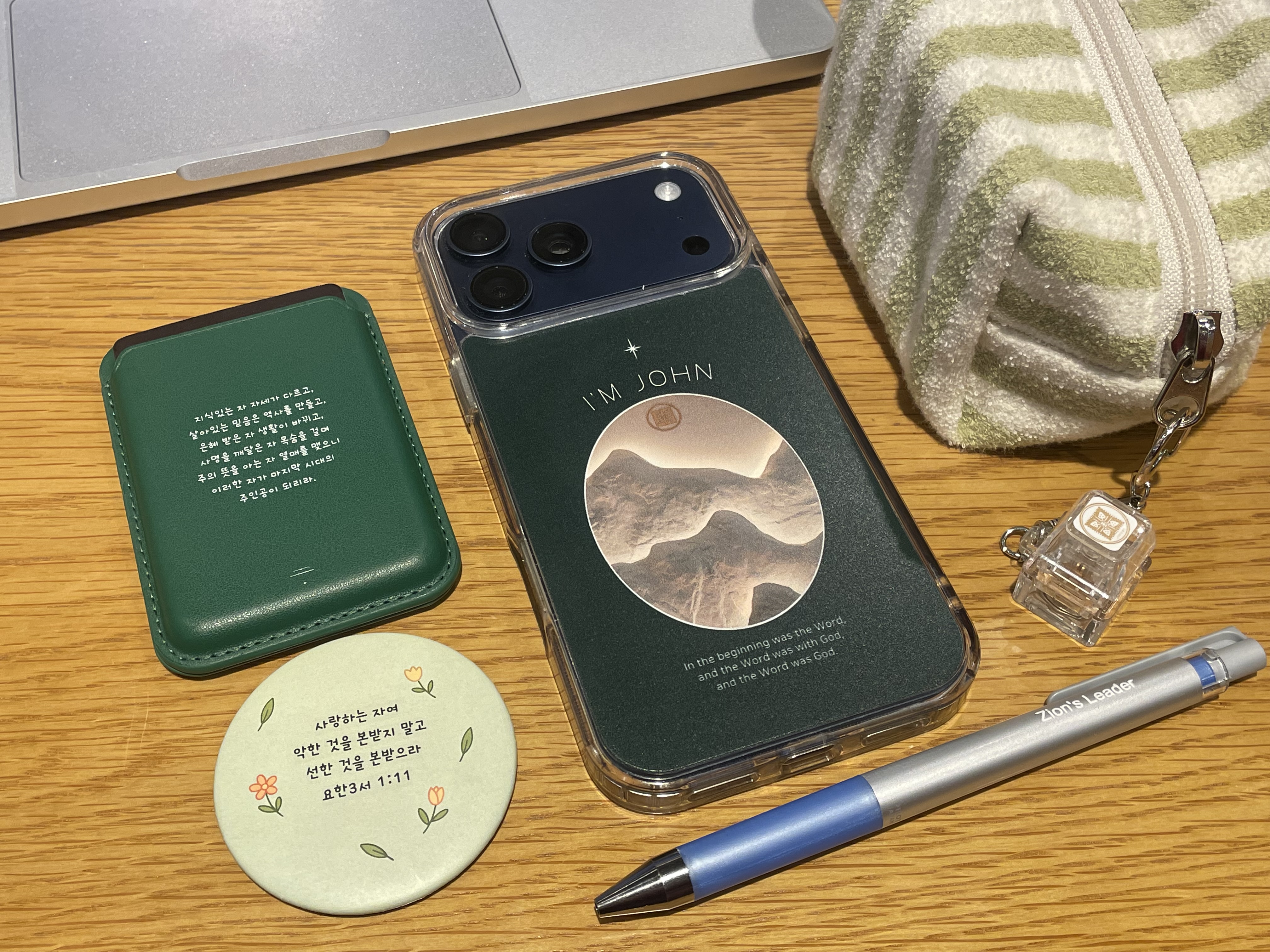 JOHN DAY 대표 이미지